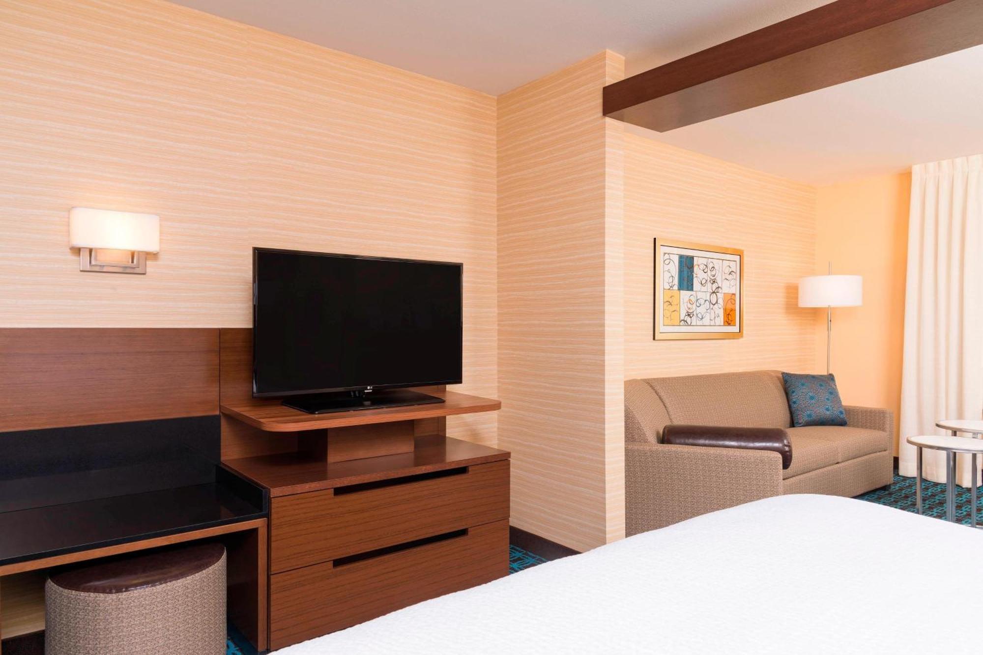 Fairfield Inn & Suites By Marriott Indianapolis Фишърс Екстериор снимка